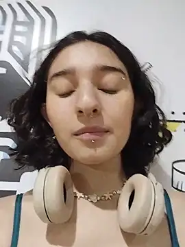 LuaBusch online show from 4, 11, 2025