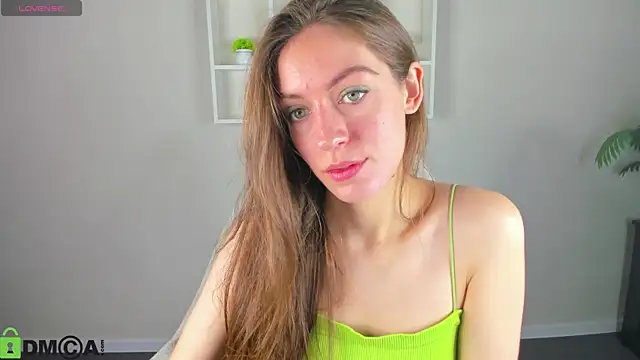 Agnes Wells online show from 13, 9, 2025