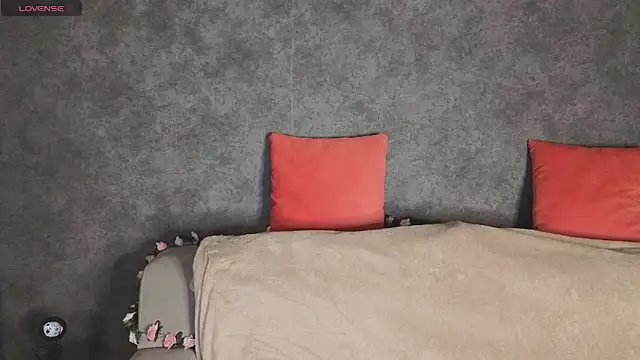 Agnes Wells online show from 22, 12, 2025