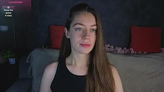 Agnes Wells online show from 28, 6, 2026