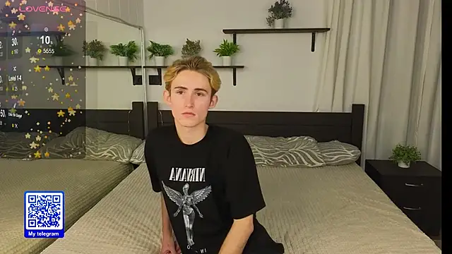 tommy XXX online show from 23, 10, 2025