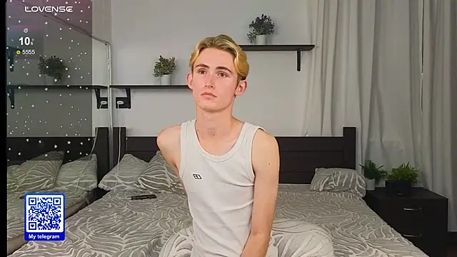 tommy XXX online show from 7, 10, 2025