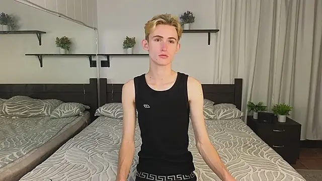 tommy XXX online show from 9, 9, 2025