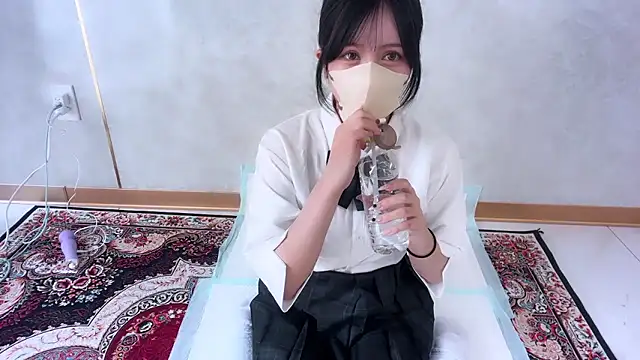 moemilk online show from 14, 11, 2025