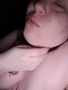 Feuchtekitty92xh online show from 5, 3, 2026