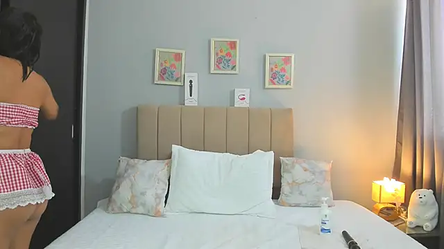 Penelophe01 online show from 19, 9, 2025