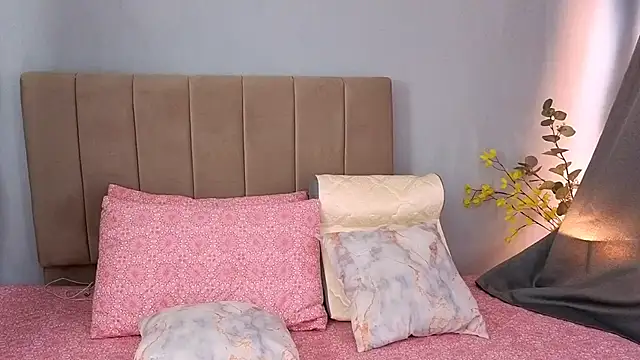 Penelophe01 online show from 14, 2, 2026