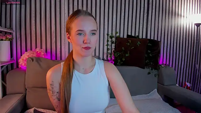 Casey Sweeet online show from 6, 4, 2026