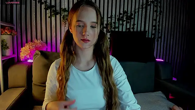 Casey Sweeet online show from 11, 2, 2026