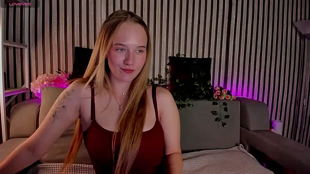 Casey Sweeet online show from 15, 5, 2026