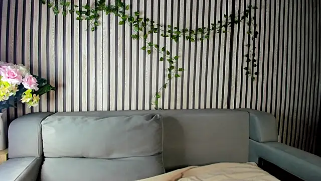 Snapshot of Casey_Sweeet chatting on 6, 11, 2025 Casey Sweeet online show from 6, 11, 2025