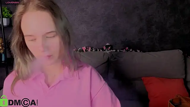 Casey Sweeet online show from 3, 12, 2025