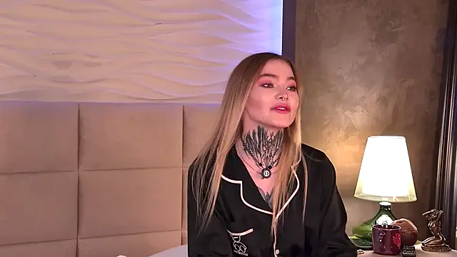 AriWild online show from 2, 12, 2025