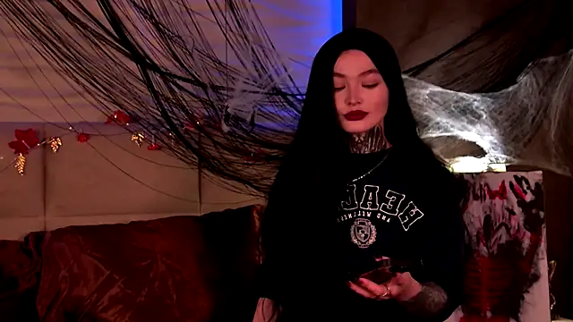 AriWild online show from 29, 10, 2025