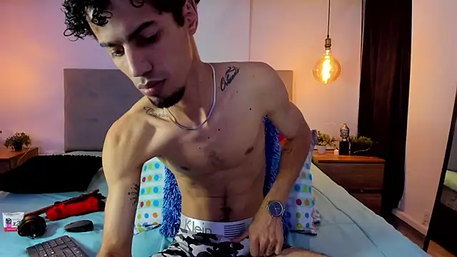 Snapshot of Chris_Angel_ chatting on 18, 2, 2026 Chris Angel online show from 18, 2, 2026