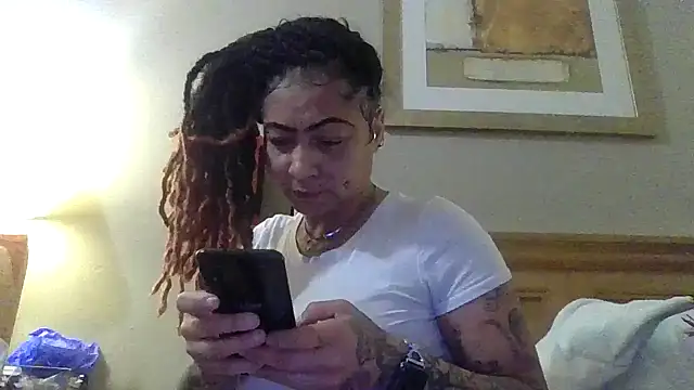 Snapshot of Flossee chatting on 21, 2, 2026 Flossee online show from 21, 2, 2026