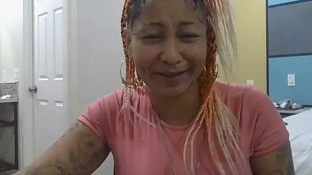 Flossee online show from 14, 9, 2025