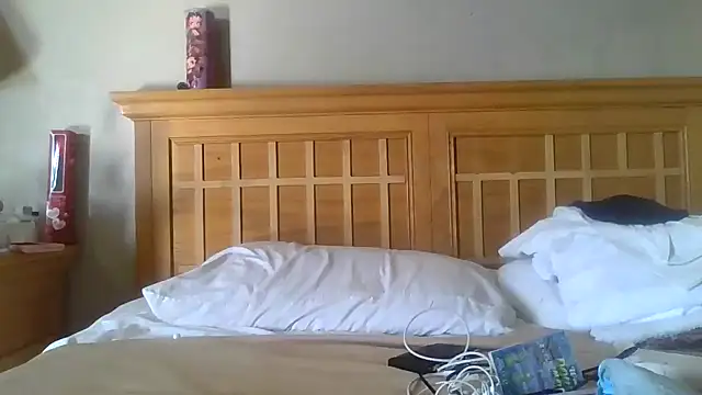 Snapshot of Flossee chatting on 14, 2, 2026 Flossee online show from 14, 2, 2026