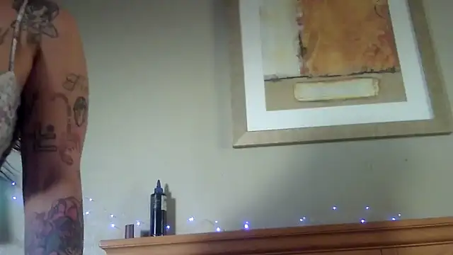 Flossee online show from 4, 3, 2026