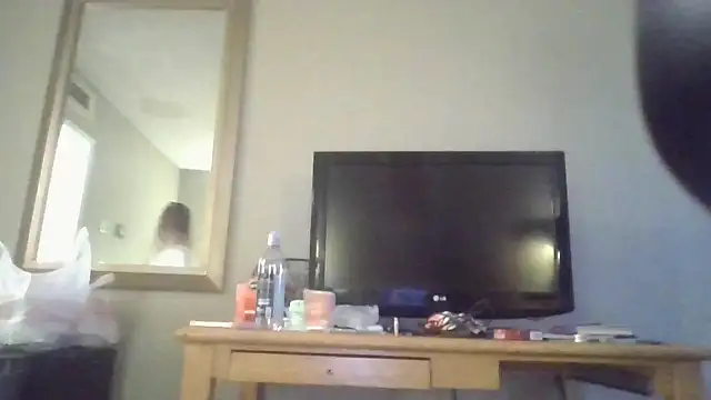 Snapshot of Flossee chatting on 1, 2, 2026 Flossee online show from 1, 2, 2026