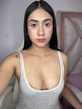 isabela l online show from 8, 3, 2026