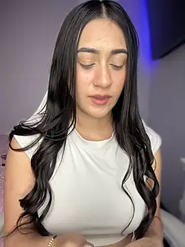 isabela l online show from 26, 9, 2025