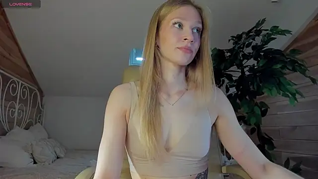 AuroraShoww online show from 14, 9, 2025