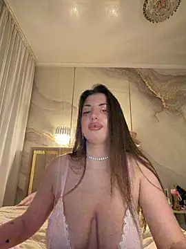 TiffaNoel online show from 27, 2, 2026