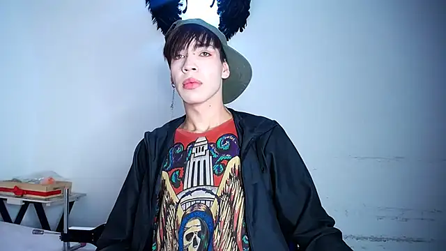 lucky stricke online show from 10, 11, 2025