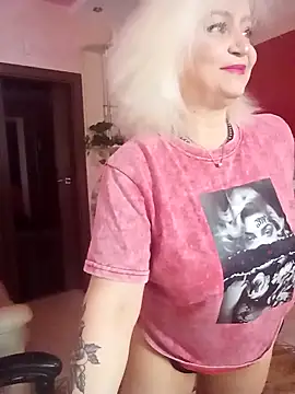 SquirtMilf00 online show from 18, 10, 2025