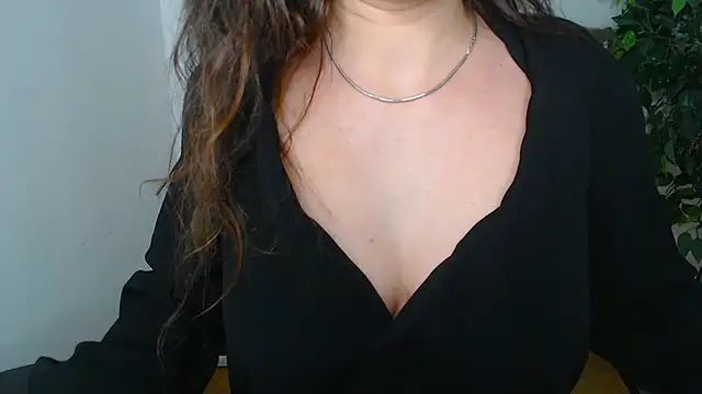 Erika bestboobs online show from 19, 9, 2025