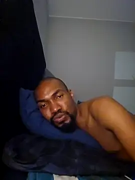 Snapshot of mojaymort chatting on 11, 10, 2025 mojaymort online show from 11, 10, 2025