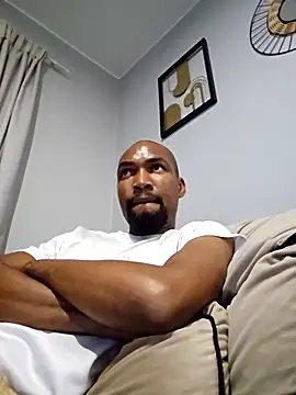 Snapshot of mojaymort chatting on 8, 10, 2025 mojaymort online show from 8, 10, 2025