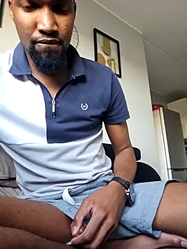 Snapshot of mojaymort chatting on 22, 10, 2025 mojaymort online show from 22, 10, 2025