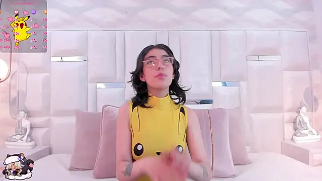 Im Molly Angel online show from 12, 9, 2025