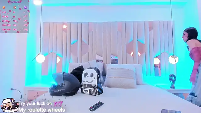 Im Molly Angel online show from 23, 2, 2026