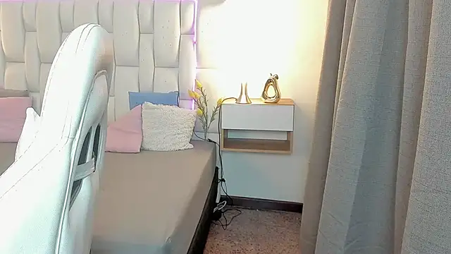 nextboywell1 online show from 14, 4, 2026