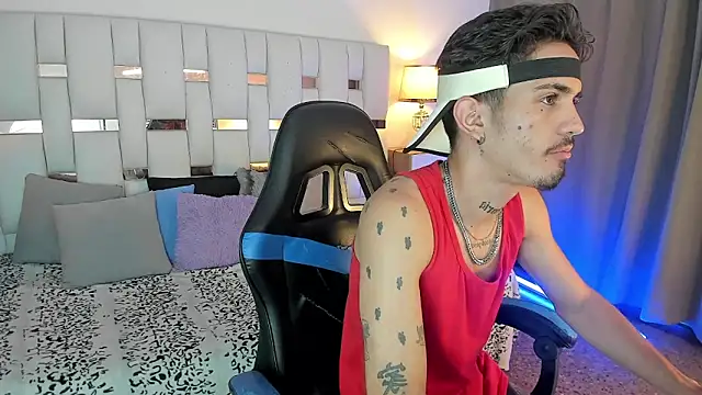 nextboywell1 online show from 15, 3, 2026