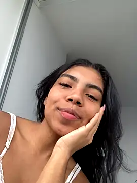 Dakotaferreti online show from 25, 10, 2025