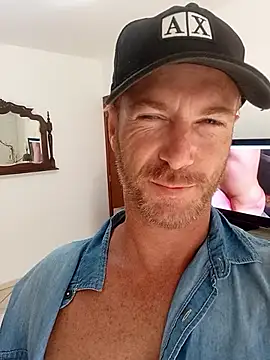 Snapshot of Loiroatv36 chatting on 20, 2, 2026 Loiroatv36 online show from 20, 2, 2026