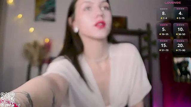 KendalHottt online show from 17, 12, 2025