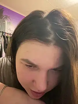 Kemeli008 online show from 9, 11, 2025