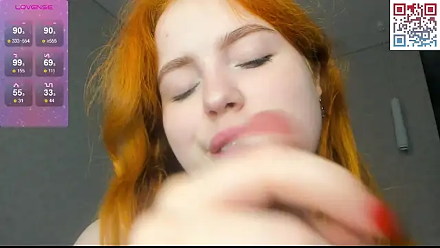 Snapshot of princess_diamonds chatting on 3, 10, 2025 princess diamonds online show from 3, 10, 2025