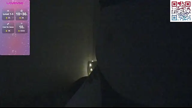 Snapshot of princess_diamonds chatting on 1, 10, 2025 princess diamonds online show from 1, 10, 2025