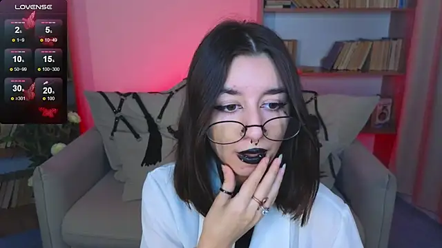 Mistress  Marcelline online show from 10, 9, 2025