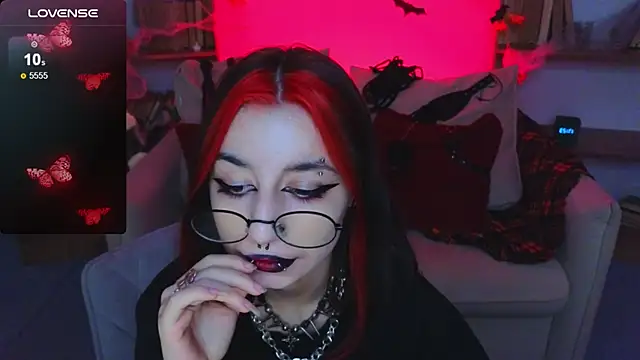 Mistress  Marcelline online show from 31, 10, 2025