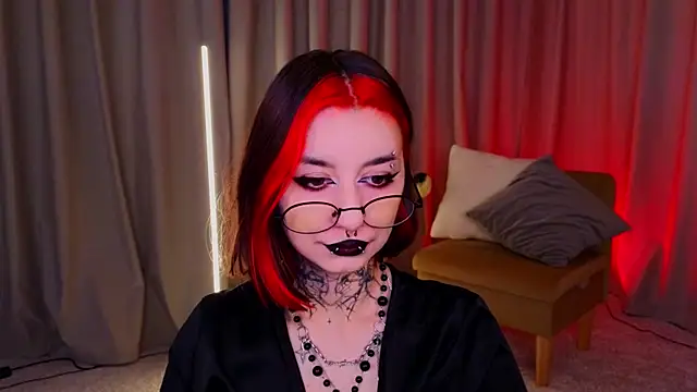 Mistress  Marcelline online show from 13, 5, 2026
