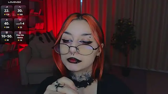 Snapshot of Mistress__Marcelline chatting on 10, 6, 2026 Mistress Marcelline online show from 10, 6, 2026