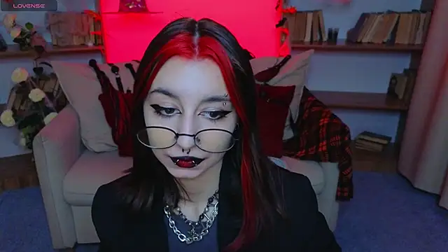 Mistress  Marcelline online show from 25, 10, 2025