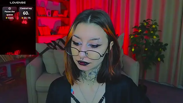 Mistress  Marcelline online show from 19, 4, 2026